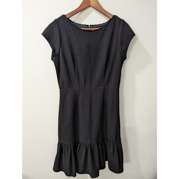 Rebecca Taylor Honeycomb Scalloped Black Dress - Picture 5 of 9